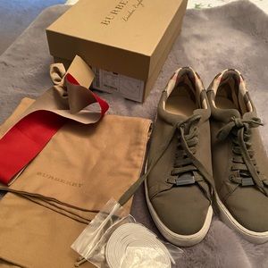 Burberry Wesford Sneakers